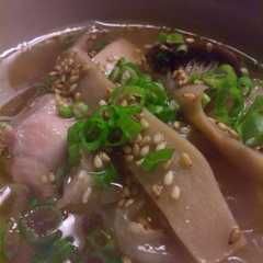 รูปของ 鶏肉とキャベツの塩麹スープ