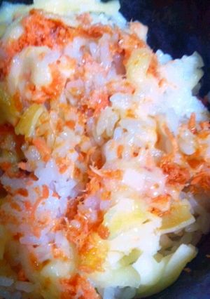 シャケフレークとチーズでご飯-レシピのメイン写真