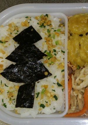 幼稚園!わが家のお弁当～クリスマスツリー-レシピのメイン写真