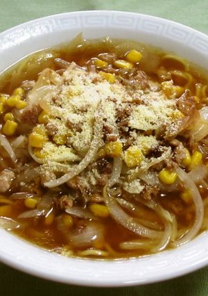 豚挽肉と玉葱とコーンのチーズ醤油ラーメン-レシピのメイン写真