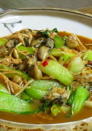 牡蠣とチンゲン菜のピリ辛オイスター炒め-レシピのメイン写真