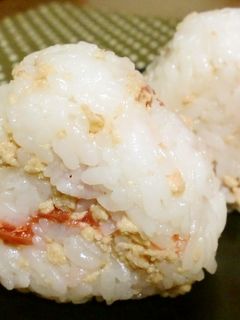 ☆鶏そぼろと梅のおにぎり☆-レシピのメイン写真