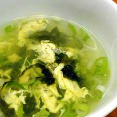 รูปของ 高菜を使って簡単玉子スープ!