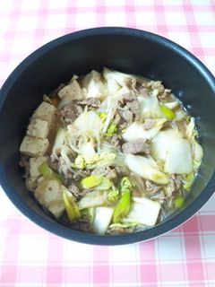 煮込みはレンジで10分♪すき焼き風鍋-レシピのメイン写真
