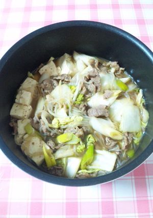 煮込みはレンジで10分♪すき焼き風鍋-レシピのメイン写真
