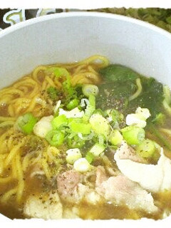 お鍋一つで簡単に♪ニラとんラーメン-レシピのメイン写真