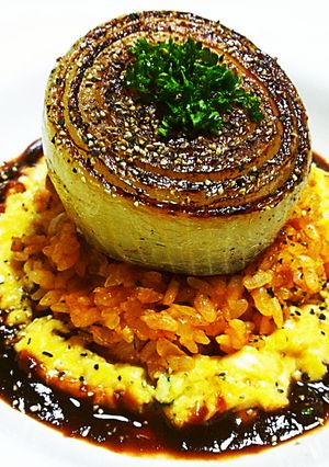 丸ごと大きな⁉玉葱のオムライス添え♪-レシピのメイン写真