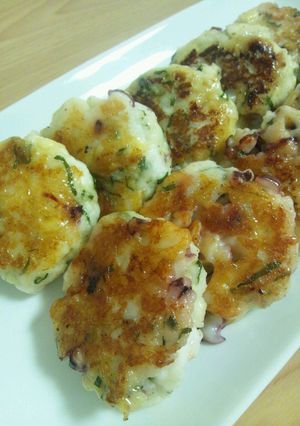 簡単おつまみ☆はんぺん団子のバター醤油焼-レシピのメイン写真