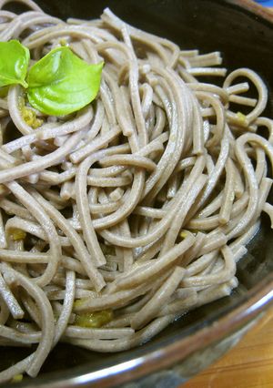 冷凍そば　にんにくオイル+ゆずこしょう-レシピのメイン写真