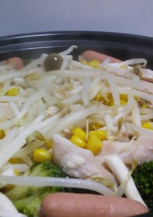 タジン鍋で作る 塩麹の蒸し鶏温サラダ-レシピのメイン写真