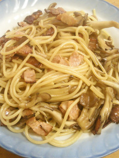 マイタケとベーコンのパスタ-レシピのメイン写真