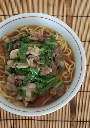 オイスター風味青菜と牛肉の醤油ラーメン♪-レシピのメイン写真