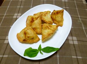 皮から簡単手作り！本格インド料理★サモサ-レシピのメイン写真