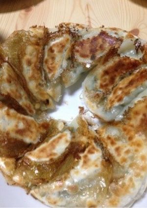 簡単パリパリ!焼き餃子!-レシピのメイン写真