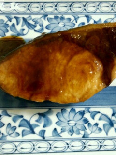 ぶりの照り焼き♡ガーリックバター-レシピのメイン写真