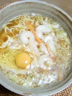 麺の力中華そば、むきえびとコールスローで-レシピのメイン写真