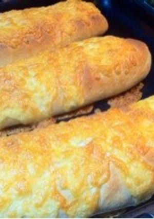 チーズが香ばしい♪美味しい手作りパン-レシピのメイン写真