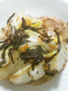 【白菜と豚肉のにんにく塩こんぶ炒め】-レシピのメイン写真