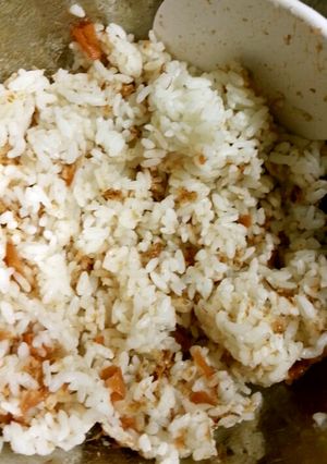 簡単美味！出汁後の鰹節と梅干しの混ぜご飯-レシピのメイン写真