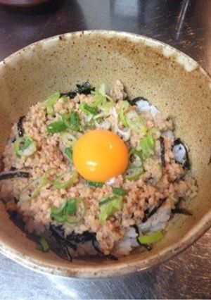 とりそぼろ丼 (すき家風)-レシピのメイン写真