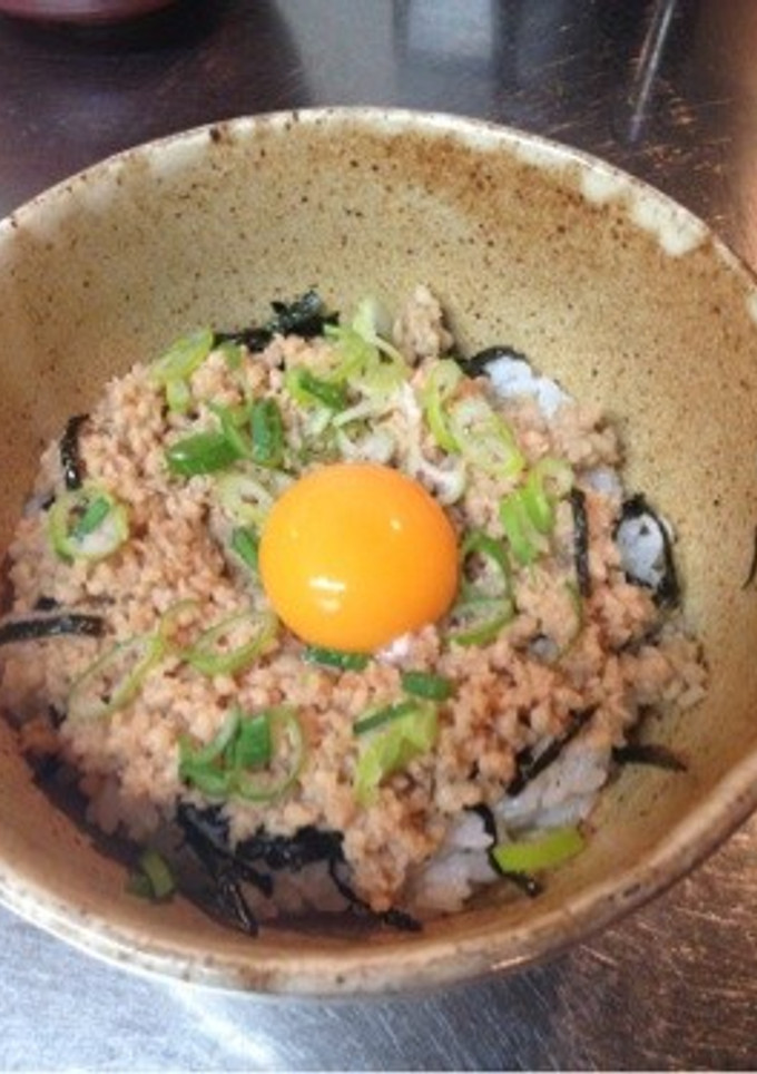 とりそぼろ丼 (すき家風)-レシピのメイン写真