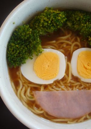 ブロッコリーがおいしい♪デコ、ラーメン-レシピのメイン写真