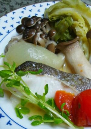 野菜とたらのやさしい塩麹コンソメスープ-レシピのメイン写真