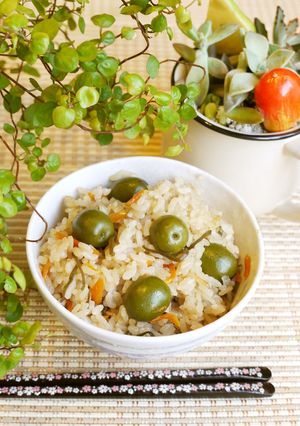 新漬けオリーブの炊き込みご飯-レシピのメイン写真