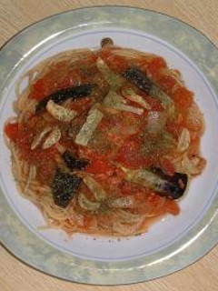 ツナとナスのトマトソースパスタ-レシピのメイン写真