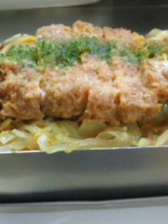 どうやってフタしよう...超盛りカツ丼-レシピのメイン写真