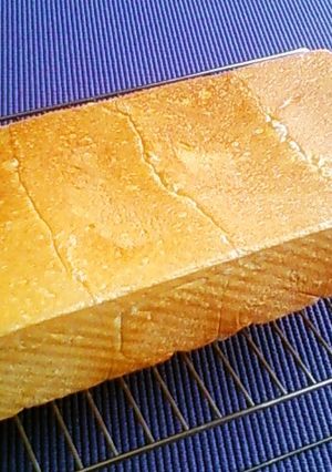 リトルマーメイド風牛乳食パン（HB使用）-レシピのメイン写真