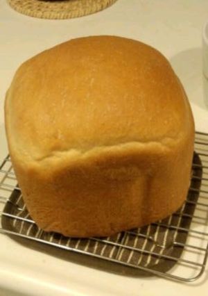ホイップクリーム入り食パン-レシピのメイン写真