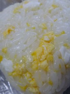 おにぎり(いり卵)-レシピのメイン写真