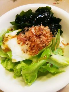 とろろを使って簡単和風サラダ☆-レシピのメイン写真