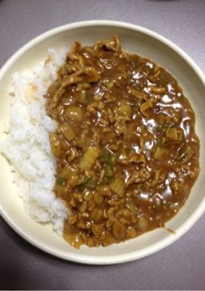 白菜ピーマンひき肉のスパイシーカレー-レシピのメイン写真