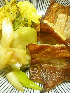 カリカリ茹で豚と白ネギの焼き炒め-レシピのメイン写真