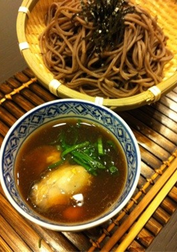 冬に食べたいざる蕎麦〜牡蠣あんのつゆ〜-レシピのメイン写真