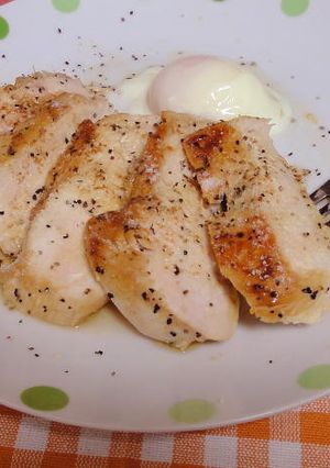 鶏むね肉ソテーのカルボナーラ-レシピのメイン写真