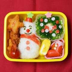 รูปของ クリスマスに☆スノーマンのキャラ弁
