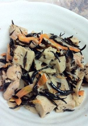 ひじきと高野豆腐の煮物-レシピのメイン写真