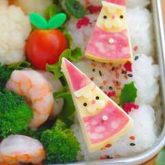 รูปของ ６ｐチーズのサンタさん(キャラ弁に）