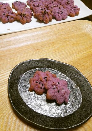 ベーキングガンで焼芋クッキー［絞り出し］-レシピのメイン写真