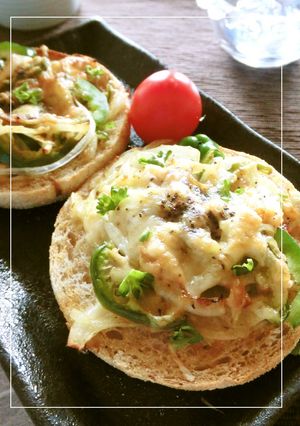 レモンでさっぱり＊玉葱・ピーマントースト-レシピのメイン写真
