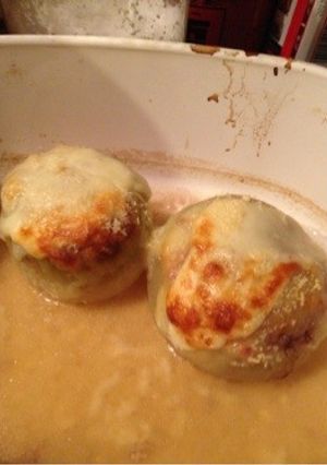 まるごと玉ねぎのとろけるチーズハンバーグ-レシピのメイン写真