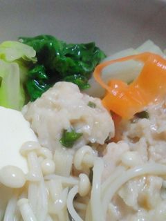 お鍋にどうぞ♪簡単鶏だんご☆-レシピのメイン写真
