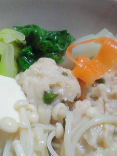 お鍋にどうぞ♪簡単鶏だんご☆-レシピのメイン写真