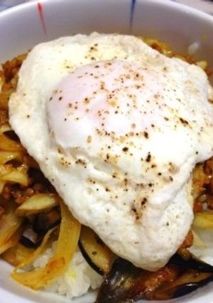 茄子とキャベツのカレーソース丼-レシピのメイン写真