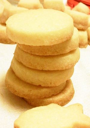 簡単♪大人も子供も大好き◎型抜きクッキー-レシピのメイン写真