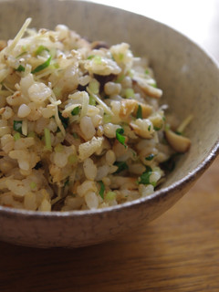 松山揚げと椎茸の混ぜご飯-レシピのメイン写真
