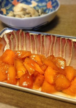 放置レシピ！鰤のヅケと柿のみりん漬け-レシピのメイン写真
